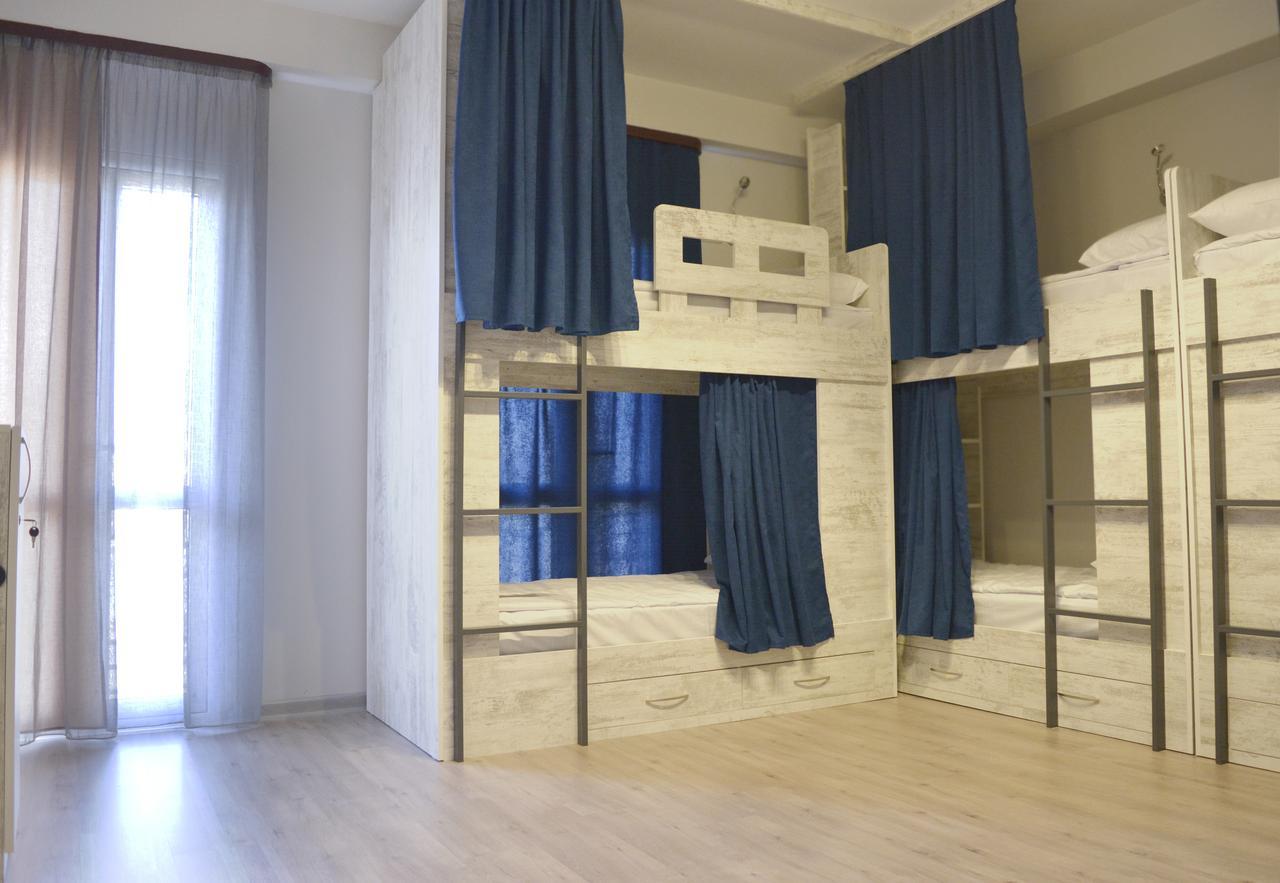 The Rooms Hostel Ереван Экстерьер фото