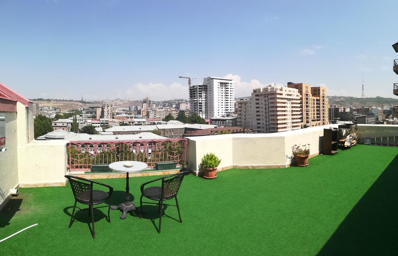 The Rooms Hostel Ереван Экстерьер фото
