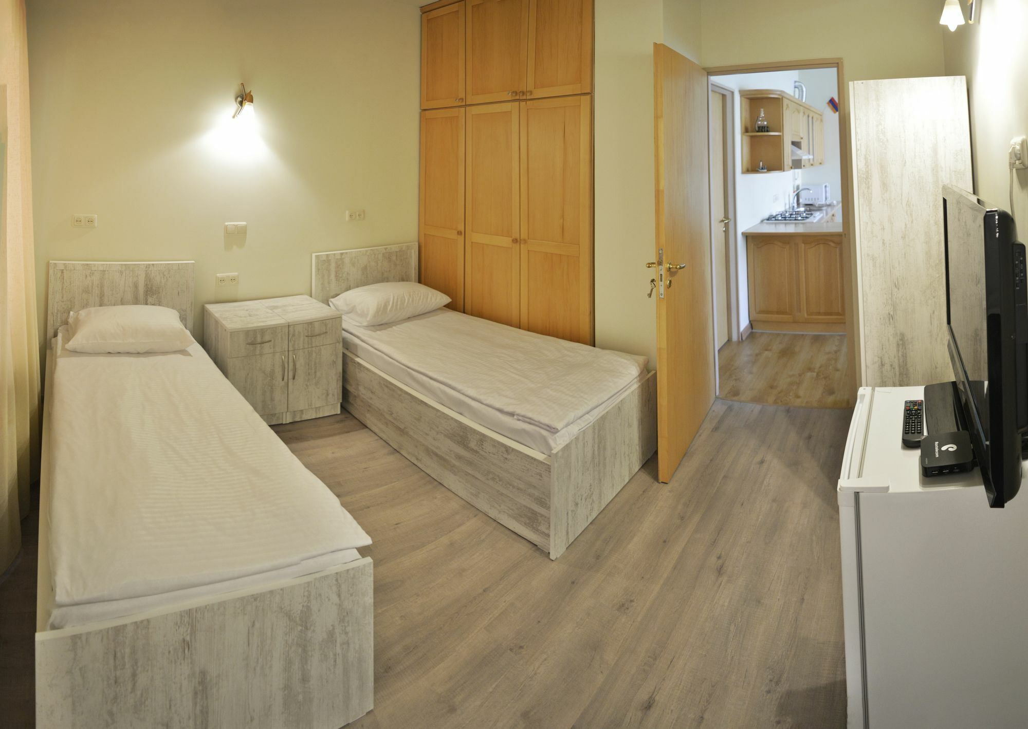 The Rooms Hostel Ереван Экстерьер фото