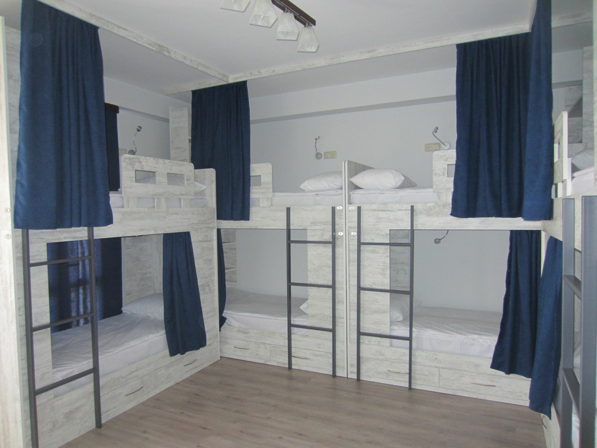 The Rooms Hostel Ереван Экстерьер фото