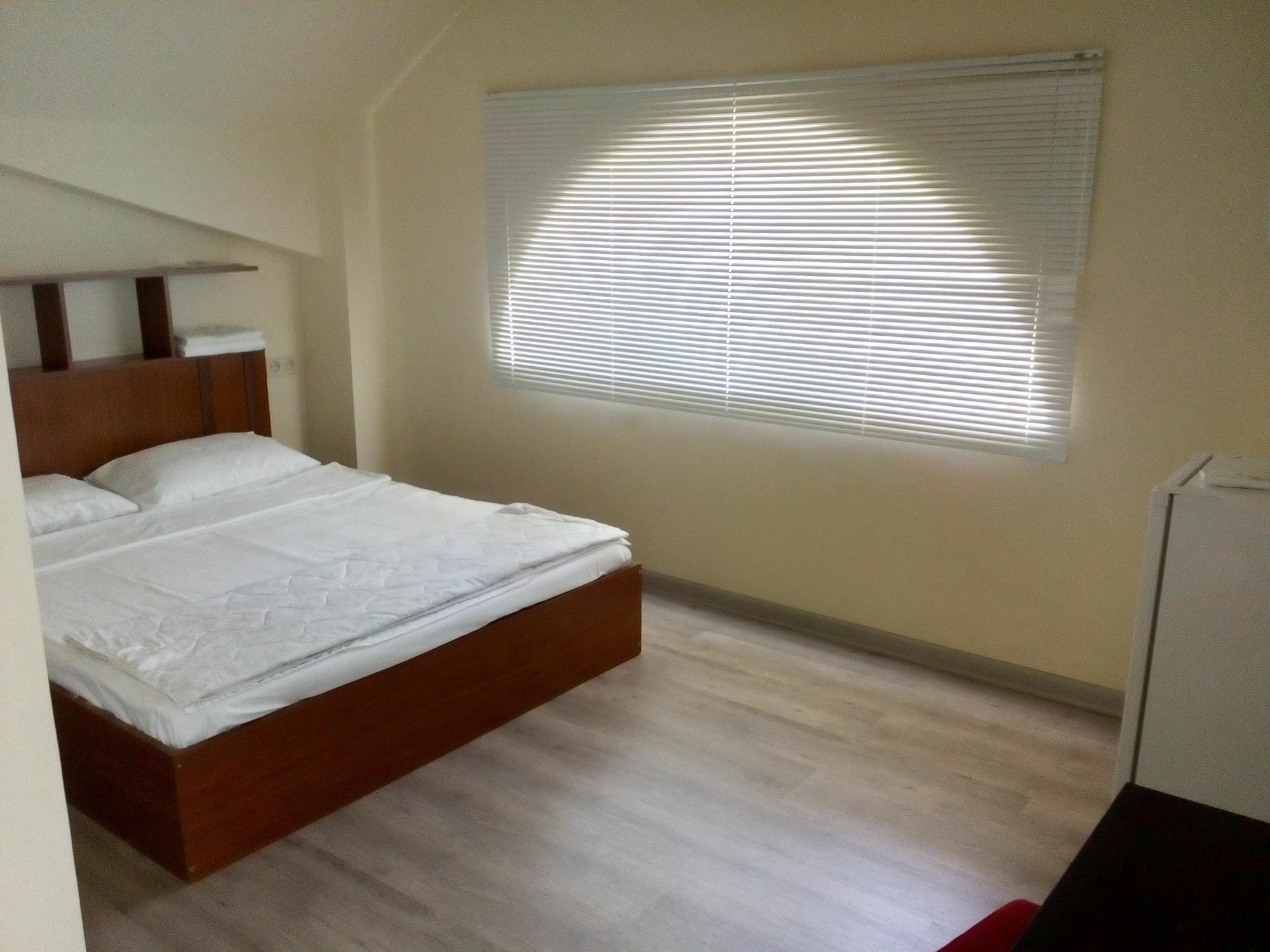The Rooms Hostel Ереван Экстерьер фото